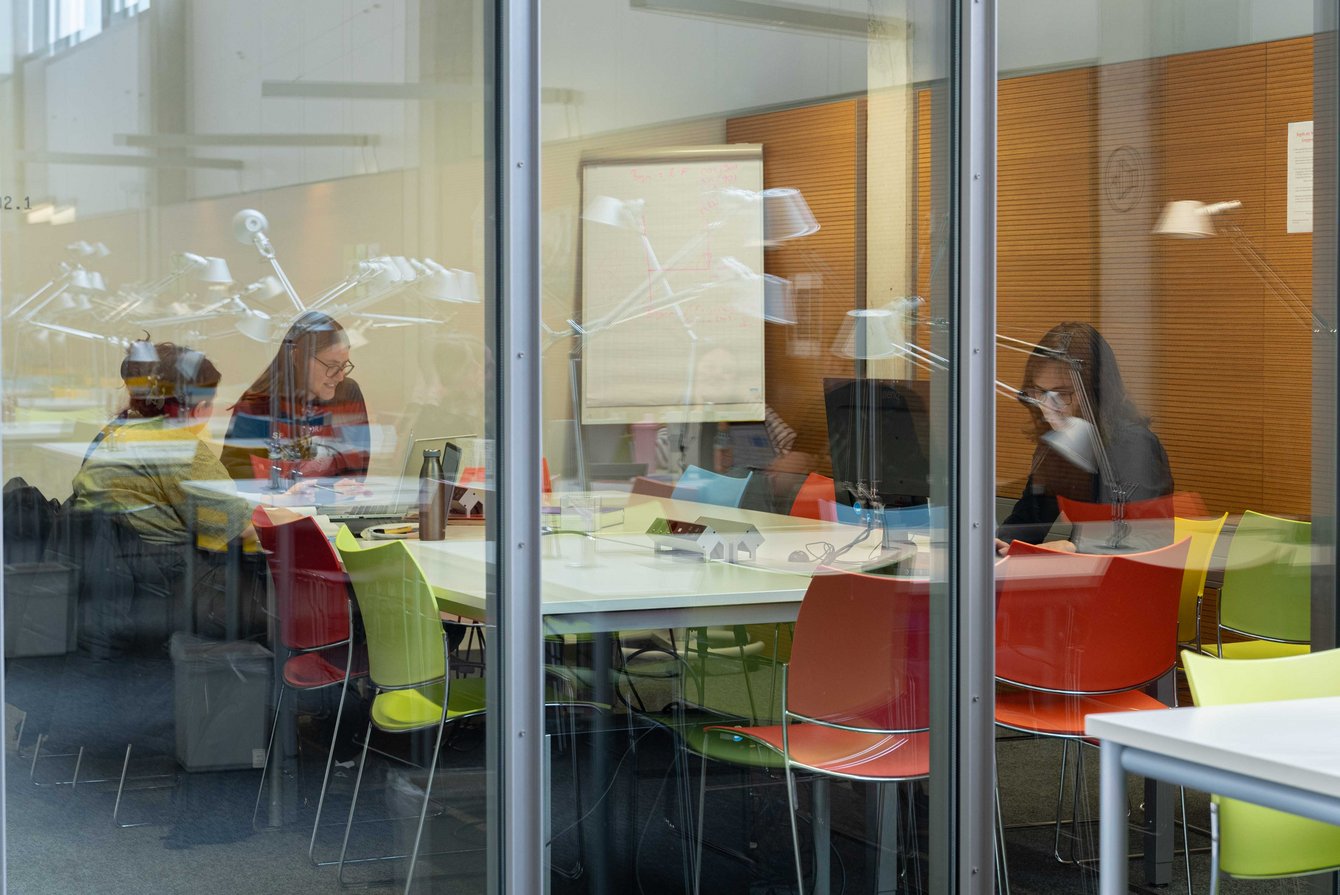 Gruppenarbeitsraum in der Bibliothek