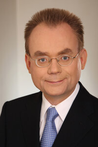 Prof. Dr. Werner Hillebrand 