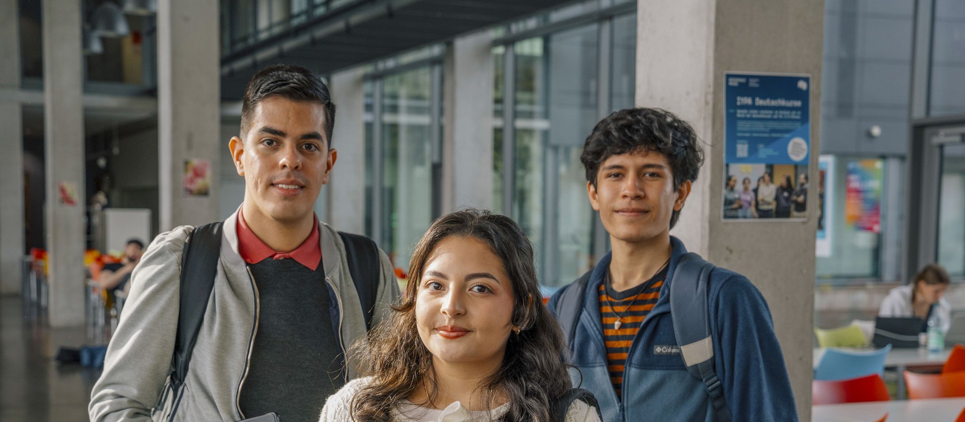 drei internationale Studierende der hochschule mainz
