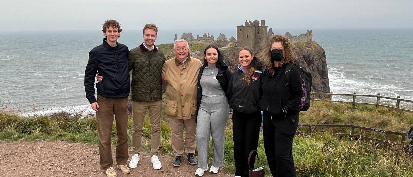 Students from Mainz with Prof. Matthias Eickhoff in Scotland 2025