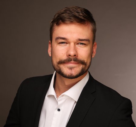 Michael Kunz;Michael Kunz
