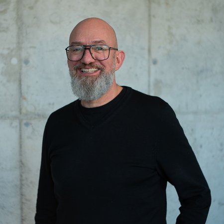 Dr. Oliver Kemmann